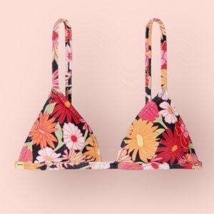 Women's Ribbed Triangle Bikini Top - Wild Fable™